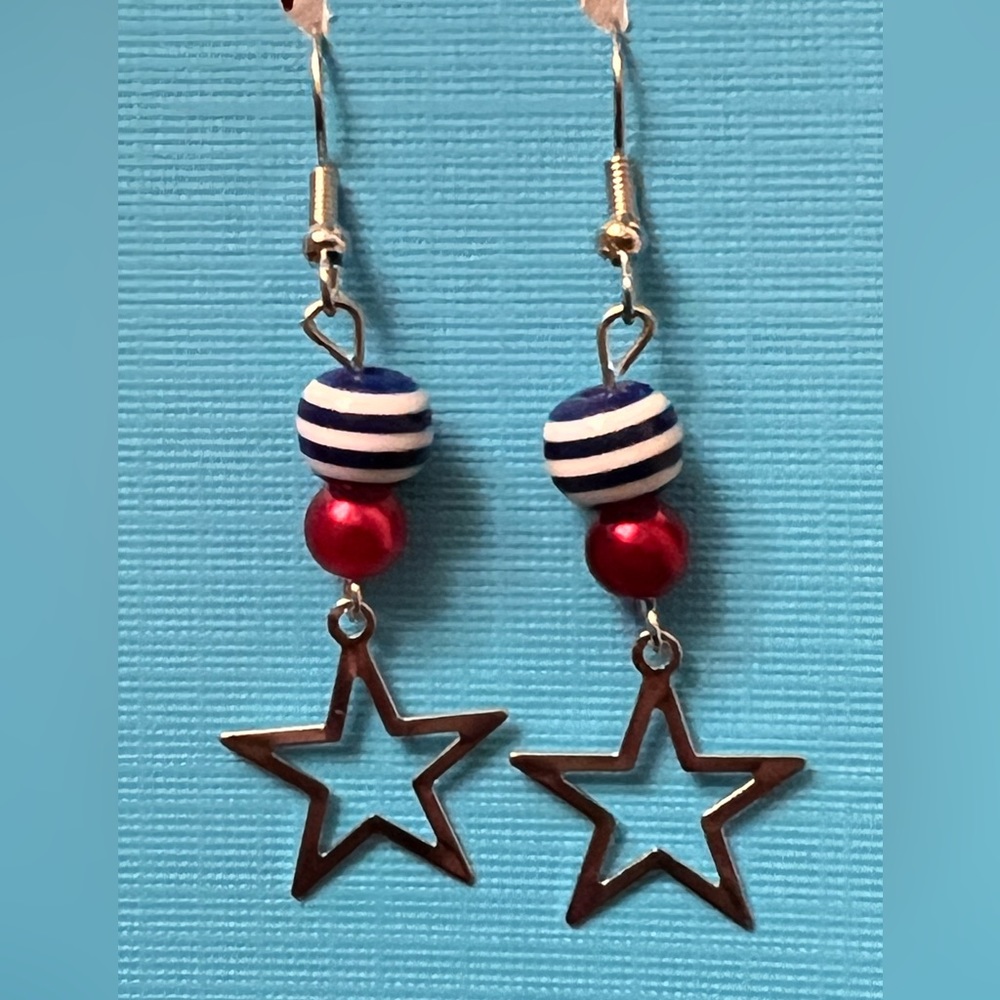 Stars and stripes patriotic earrings
